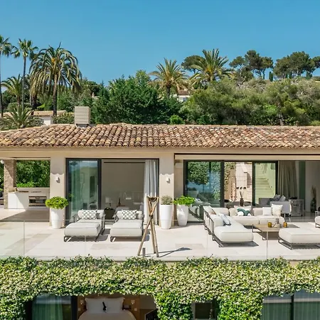 Le Faune - Ultra-luxurious 10 En-suites With Sea View And Tennis Villa