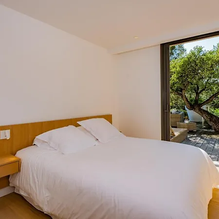 Le Faune - Ultra-luxurious 10 En-suites With Sea View And Tennis *